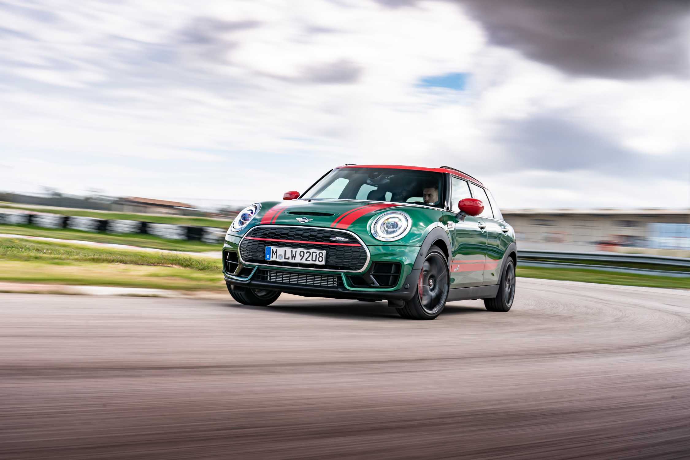 From the Rambla to the race track: with the MINI John Cooper Works ...