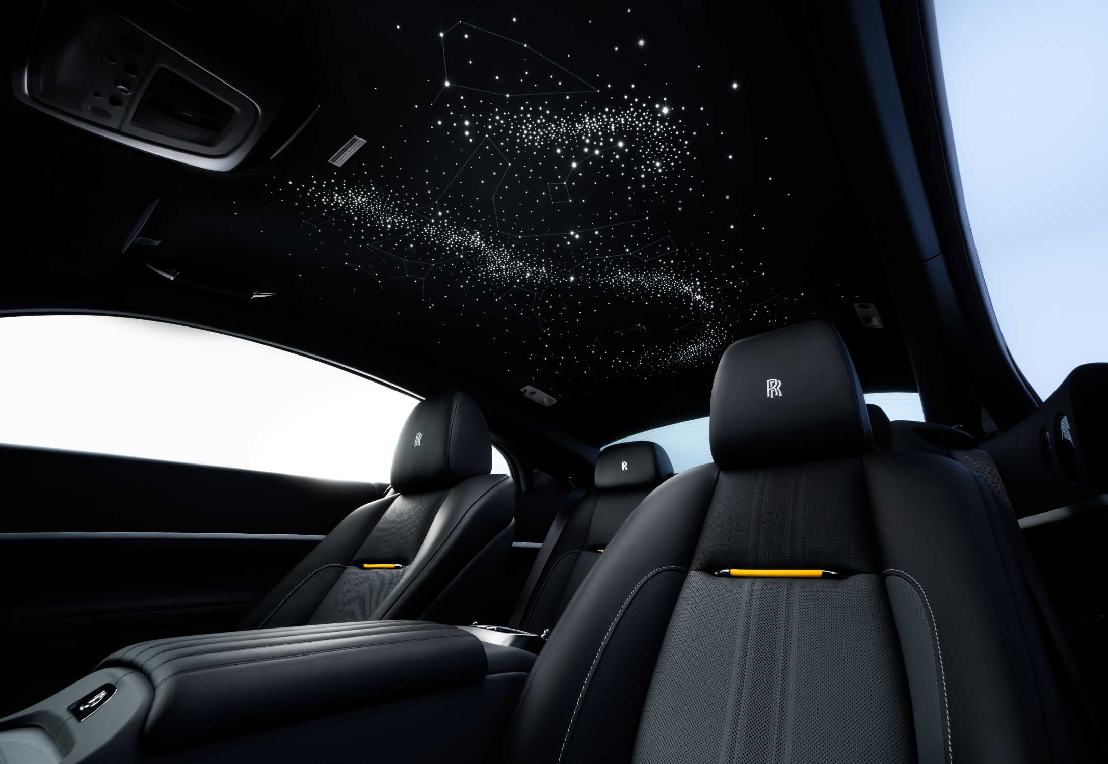 ROLLS-ROYCE LANDSPEED COLLECTION: RECALLING A FORGOTTEN HERO
