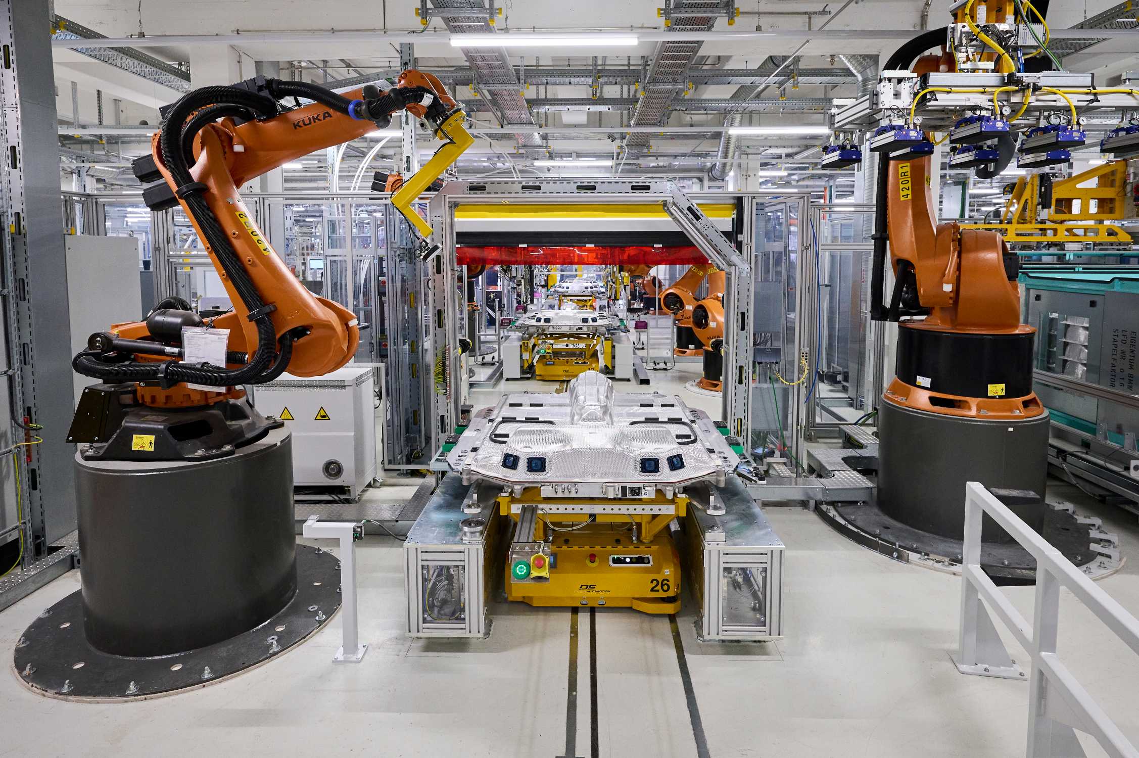 Production of the high-voltage battery for the BMW iX, BMW Group Plant ...