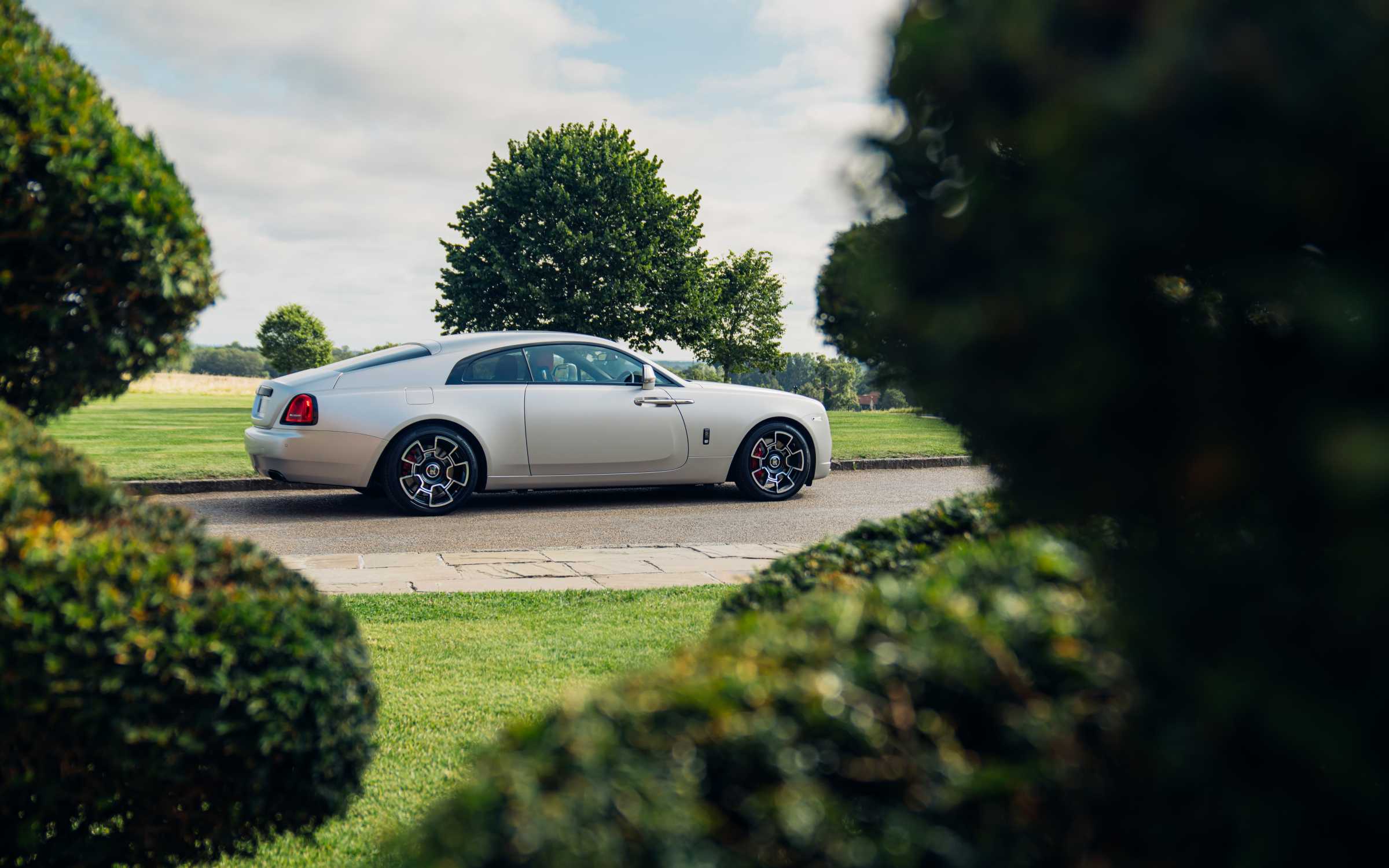 Rolls Royce Motor Cars Celebrates Bespoke At Salon PrivÉ