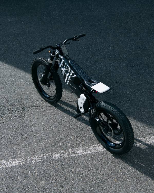 宝马集团vision Amby系列概念车型全球首发