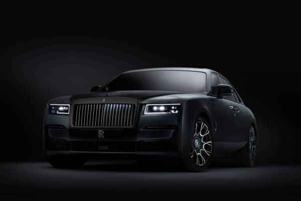 THE HISTORY OF THE ROLLS-ROYCE GHOST