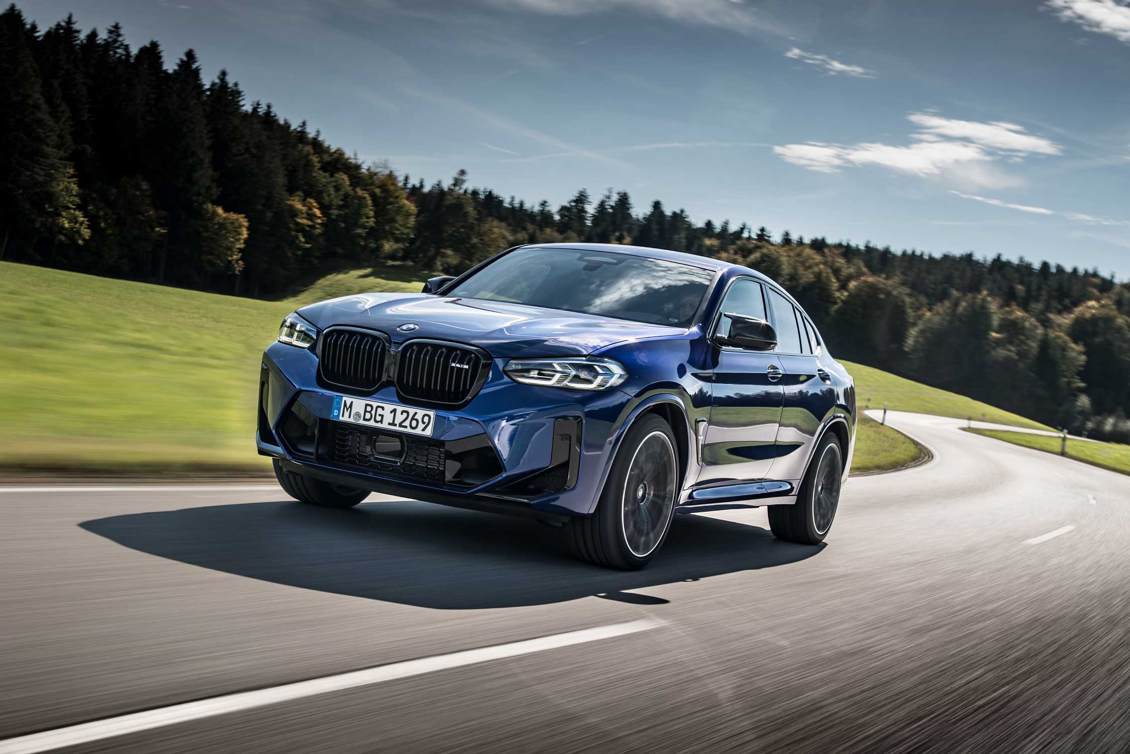 BMW X4M Marina Bay Blue metallic (11/2021).