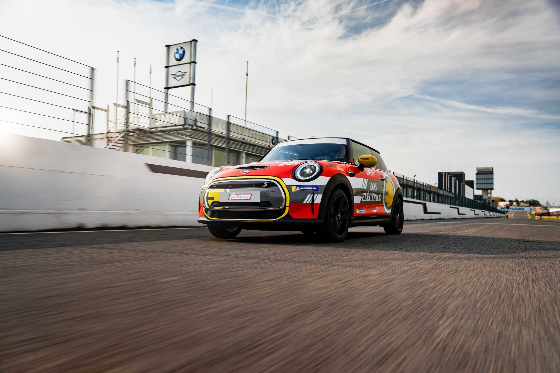 MINI Electric SafetyCar - Copa Racer 2022