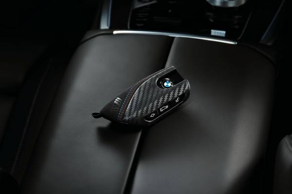 【純正品・新品未開封】BMW M Performance Key Case Genuine BMW M Performance Carbon with Tri-Color Stitched