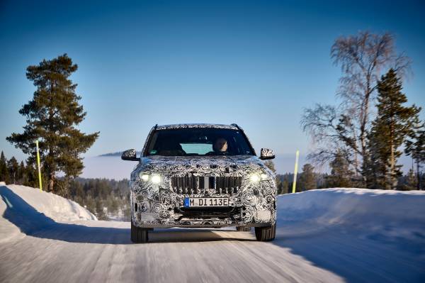 Attraktiver Einstieg in die Welt der Premium-Elektromobilität: Der neue BMW  iX1 eDrive20.