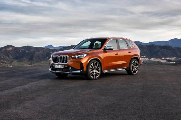 The U11 BMW X1 Online Configurator Is Live on BMW USA Site—Best BMW Color  Selection?