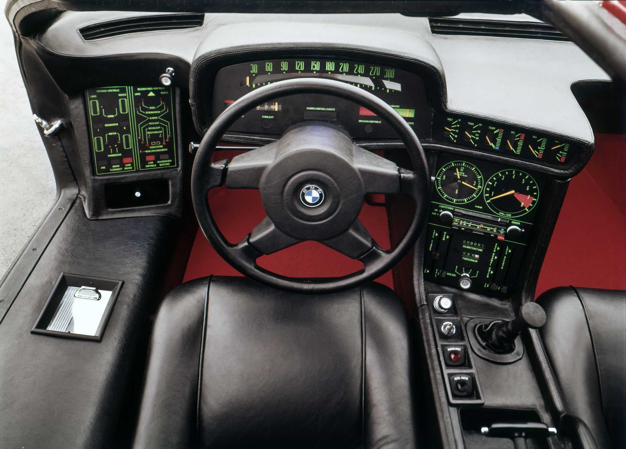BMW Turbo - cockpit (08/2022)