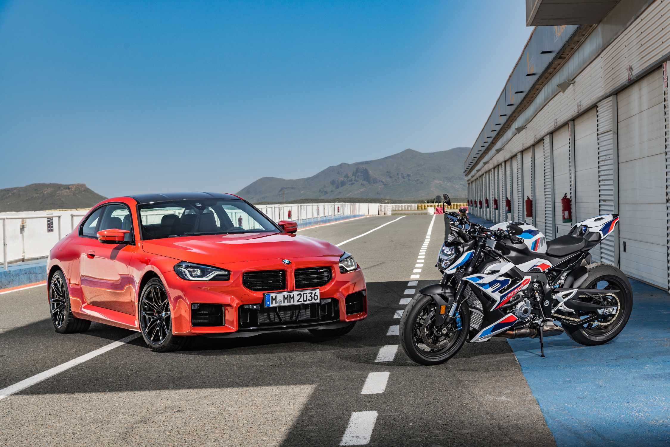 Der Neue BMW M2 Und Die Neue BMW M 1000 R (10/2022).