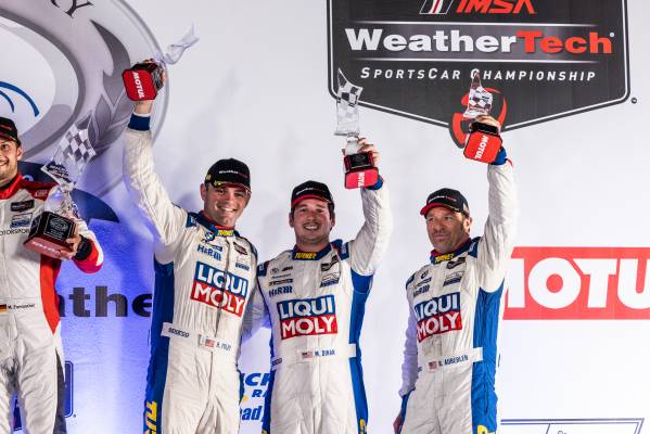 BMW M SIM Cup: Urano lockout Road America GTP podium