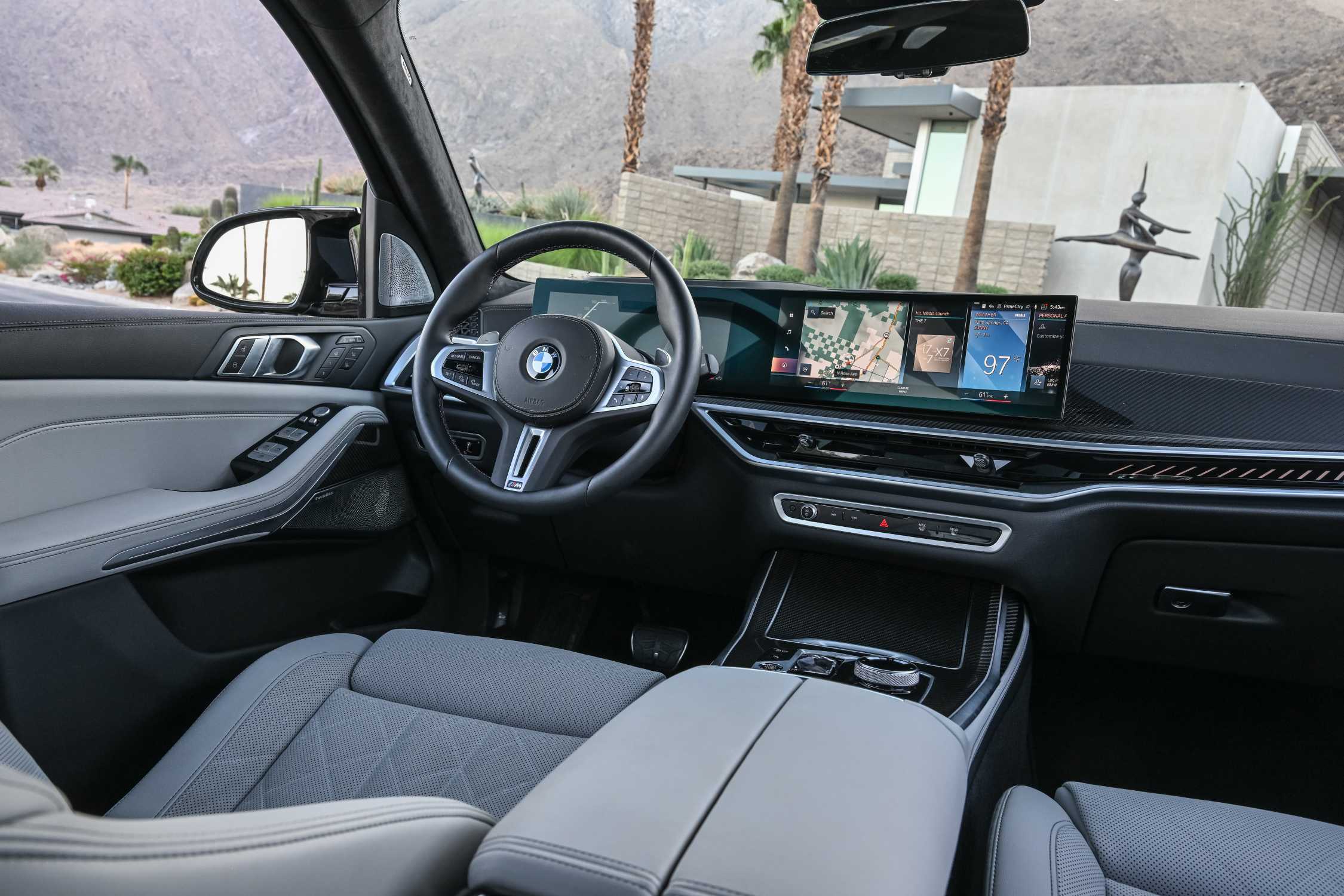 Der neue BMW X7 On Location Palm Springs (10/2022).