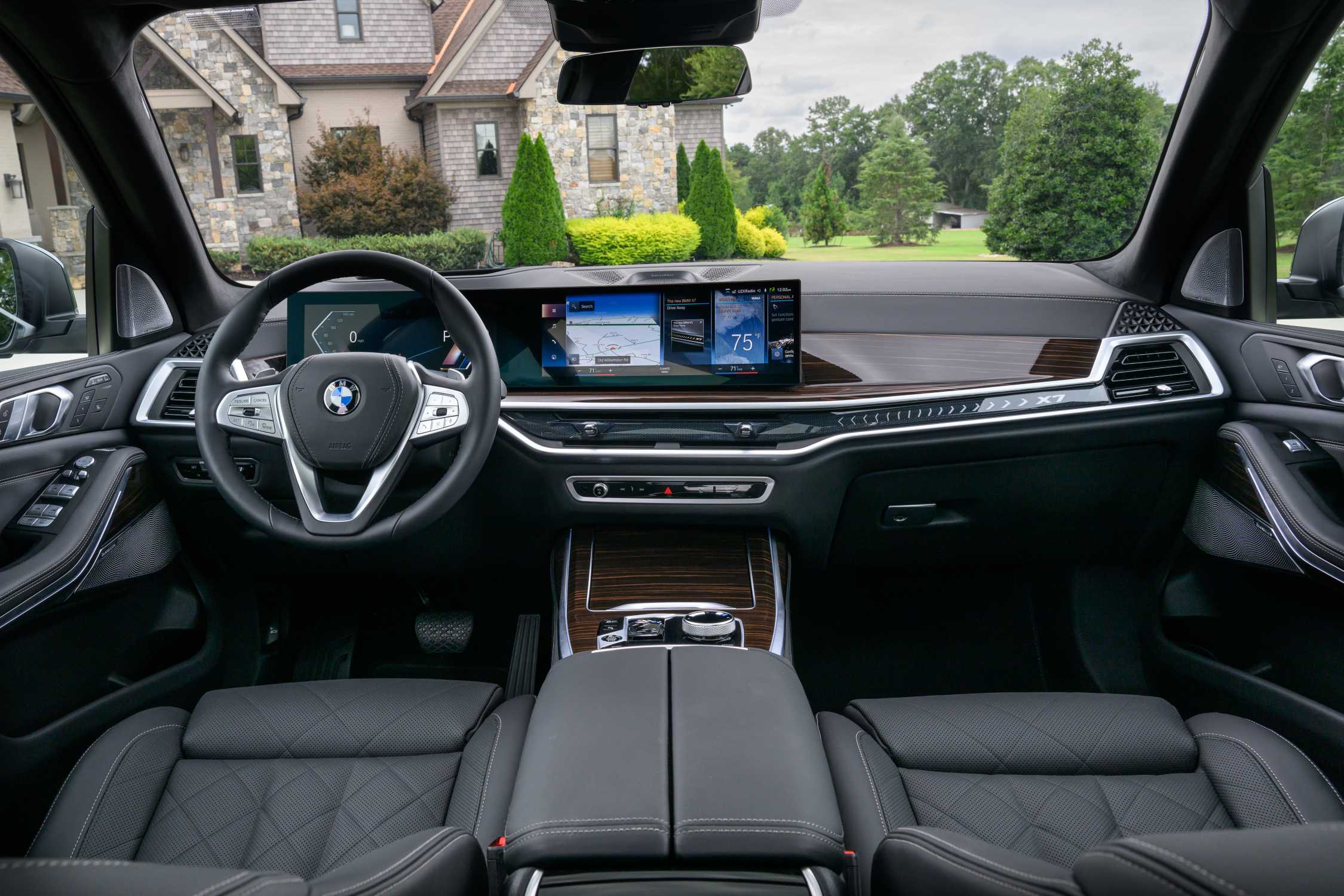 BMW 7 2022 Interior