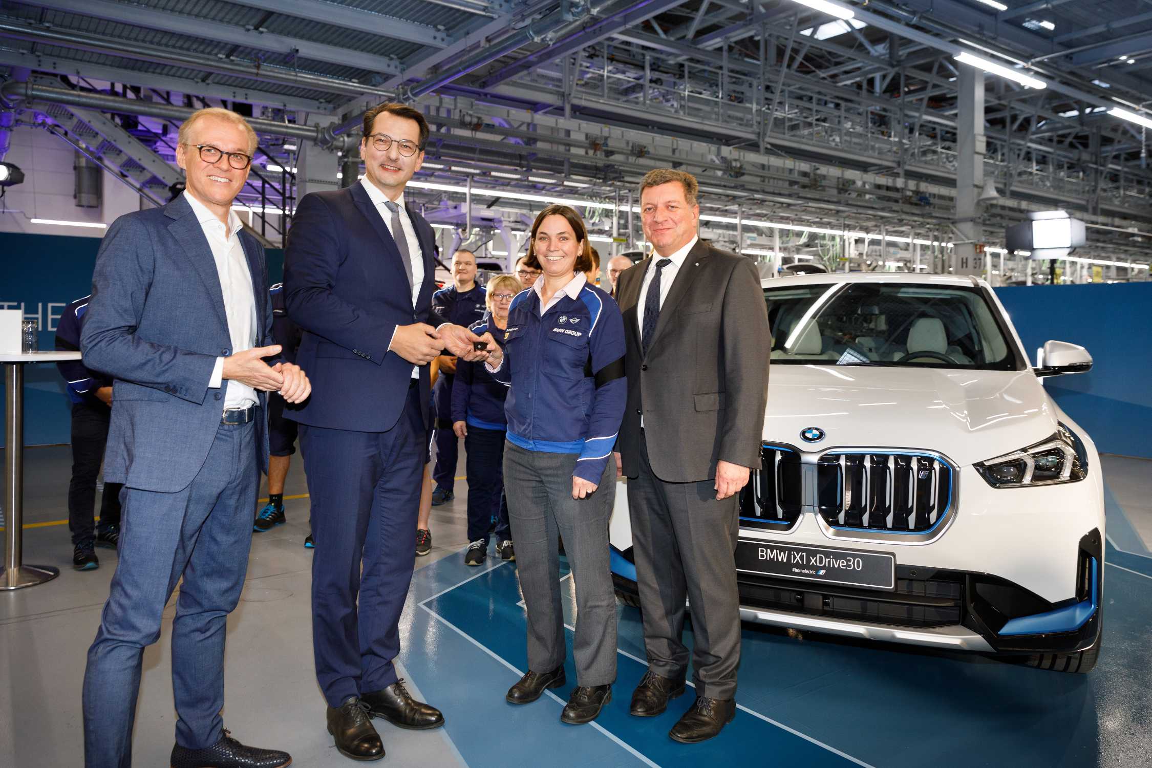 Start of BMW iX1* production in Regensburg ups the pace: By 2024, one in  three BMWs from Bavarian plants will be electric