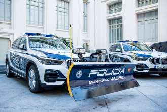 Acto entrega vehículos Policía Municipal de Madrid en Ayuntamiento