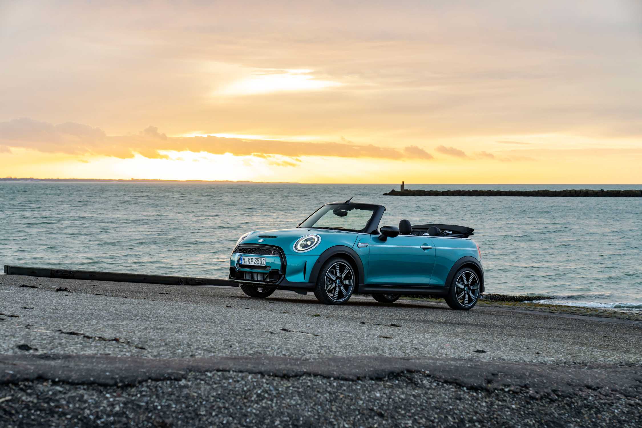 Mini Cooper S Convertible Seaside Edition