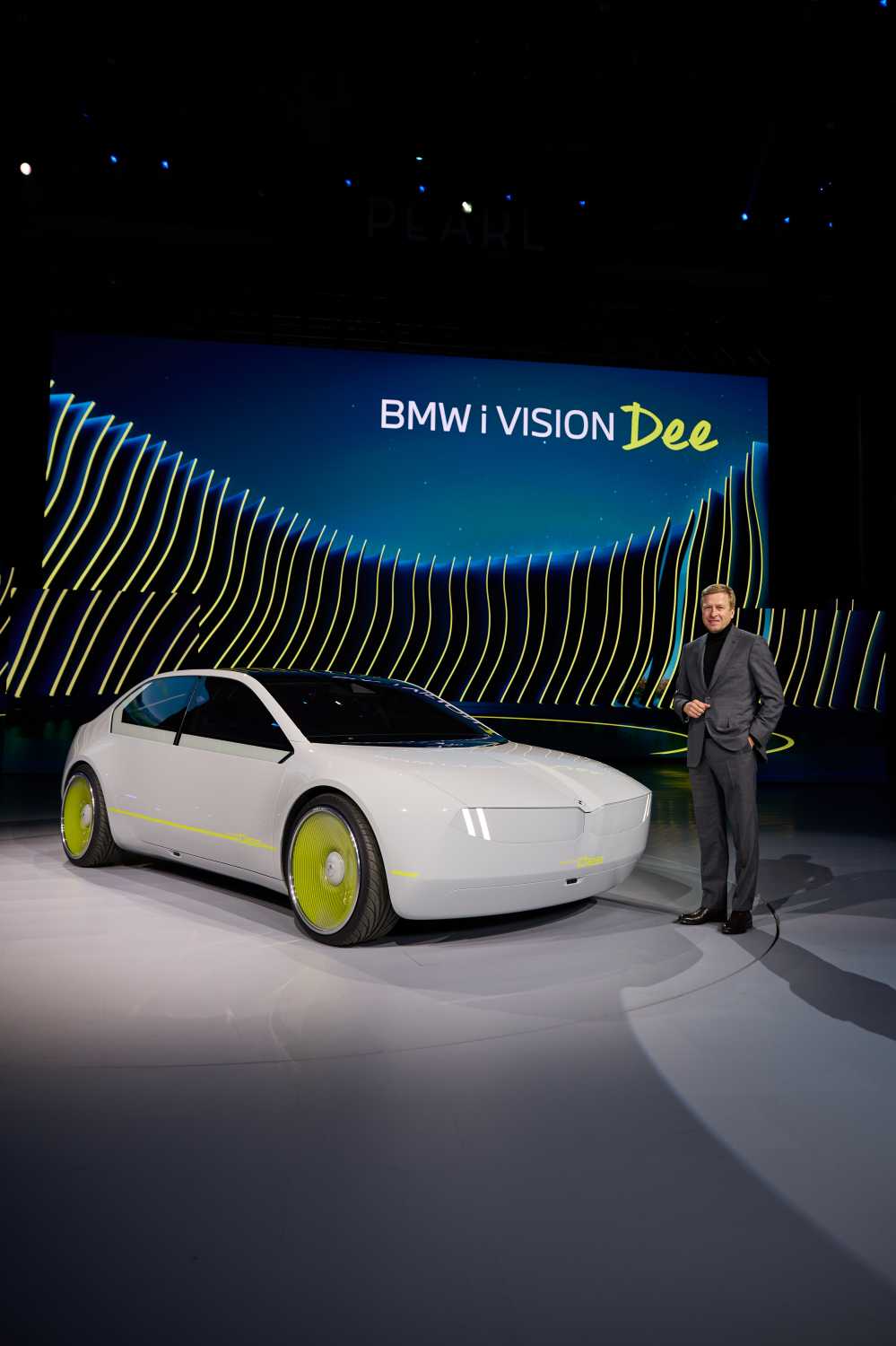 BMW i Vision Dee - CES Las Vegas (01/23)