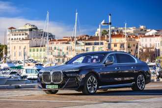 The new BMW 7 Series and BMW i7, Provence, France. (01/2023)