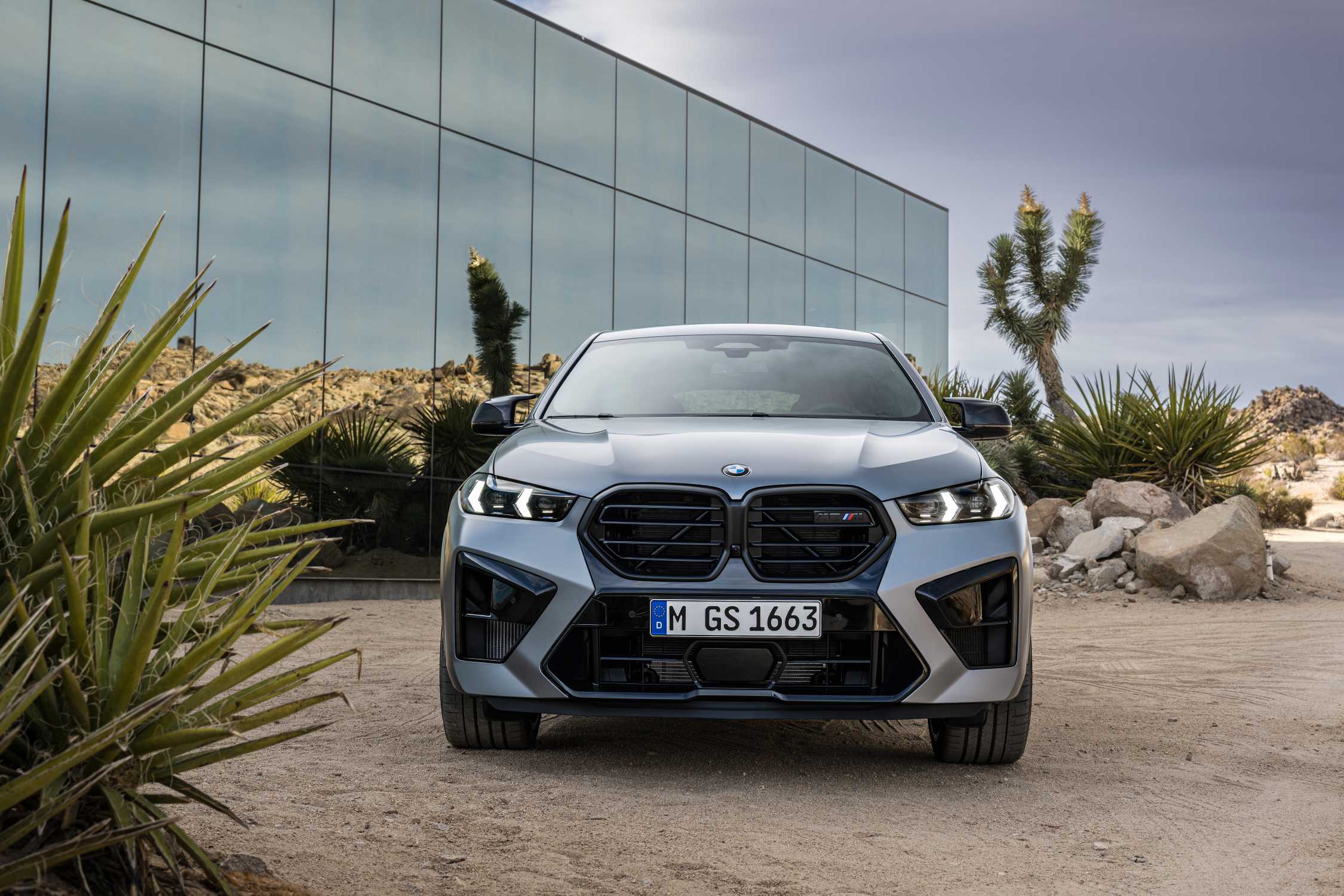 The new BMW X6 M Competition - On Location (02/2023)