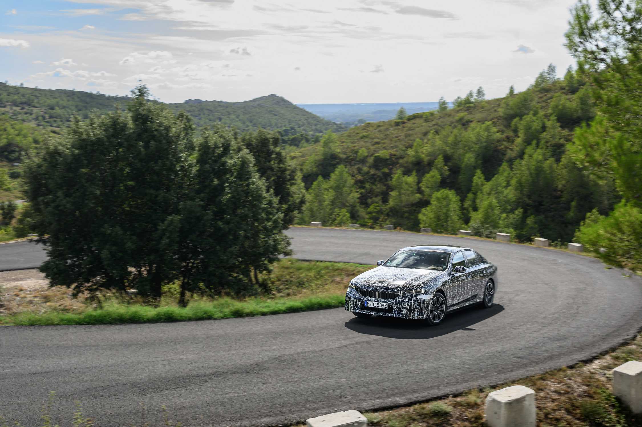 Testing the new BMW i5, BMW i5 eDrive40 test vehicle, Miramas (04/2023)