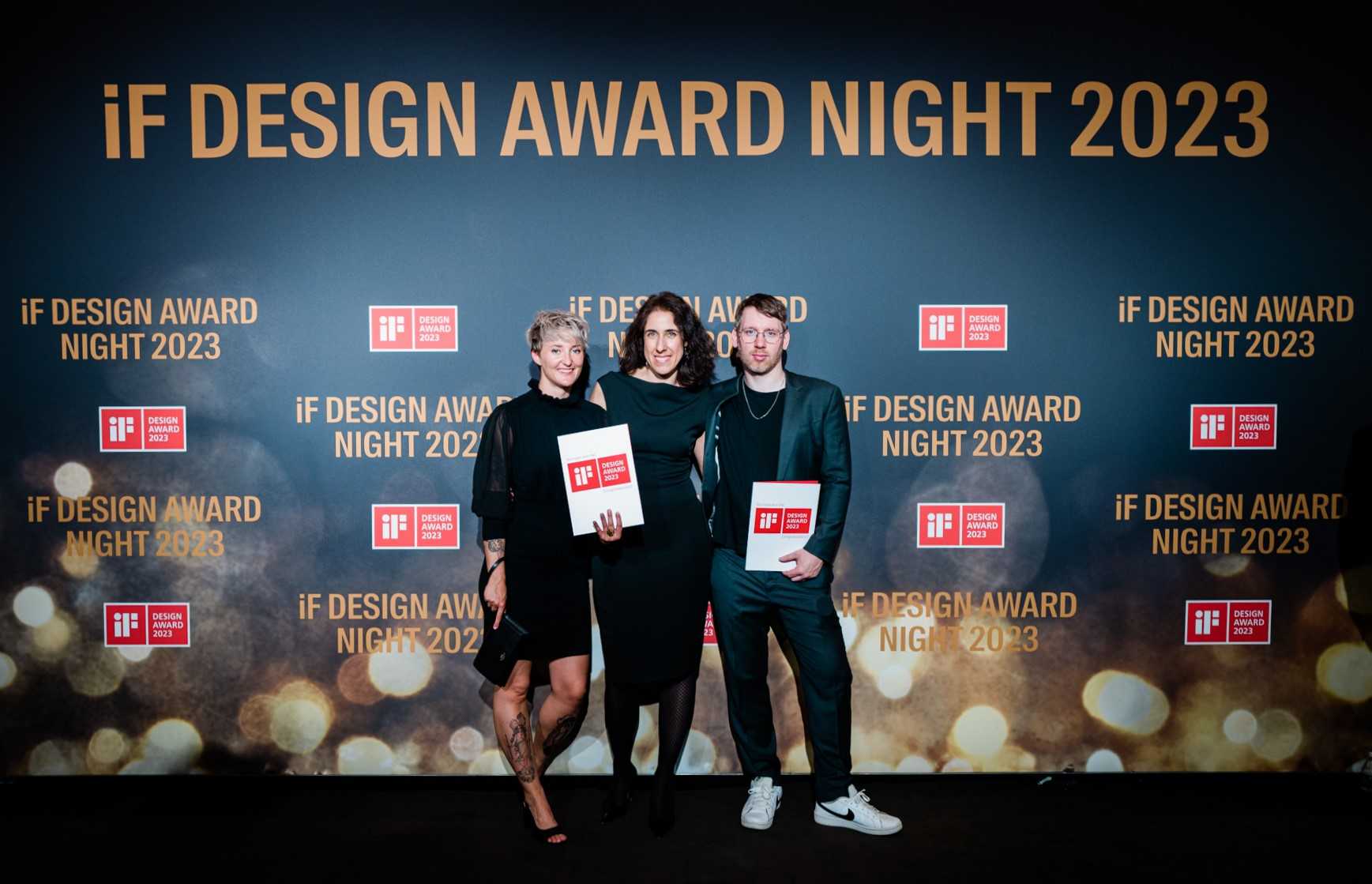 iF DESIGN AWARD NIGHT 2023. (left to right) Skadi Sturm (Agentur Mutabor),  Maria Gatto (BMW Motorrad, Brand Strategy), Phillip Kortlang (Agentur  Mutabor). (05/2023)