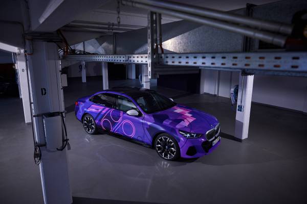 Die neue BMW 5er Reihe geht mit Gaming-Plattform AirConsole an den