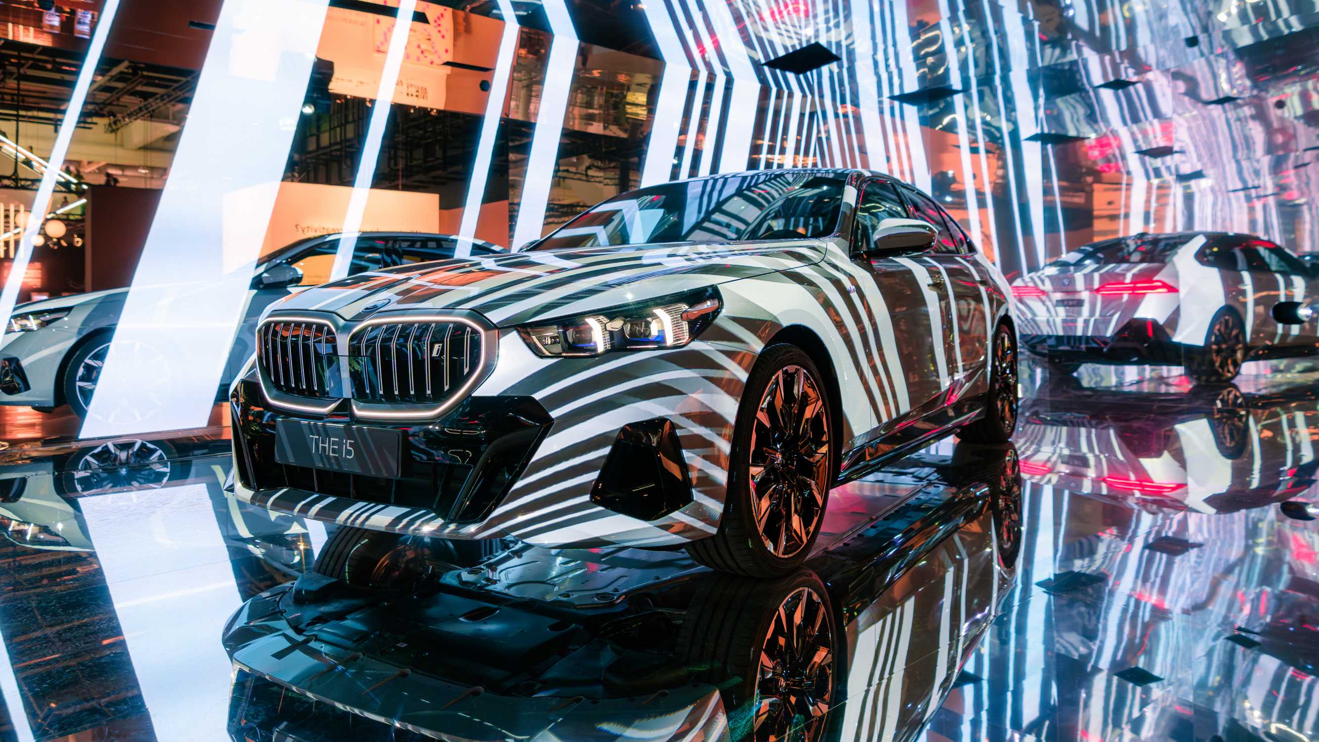 The Electric AI Canvas at Art Basel in Basel 2023. An installation inspired by the new BMW i5. Featuring Kohei Nawa, 2023. (06/2023)