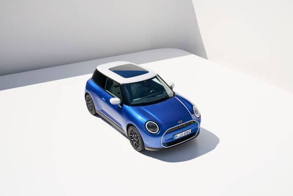 MINI Cooper SE (09/2023).