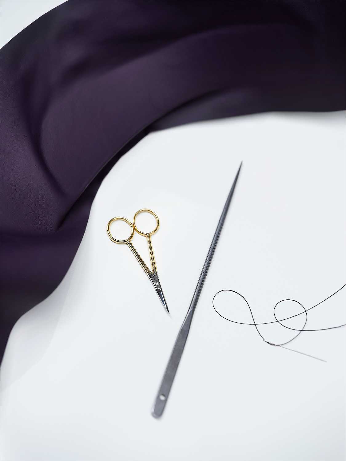 ROLLSROYCE AMETHYST DROPTAIL WOOD, LEATHER AND METAL