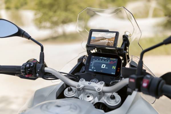 BMW Motorrad presenta el navegador ConnectedRide