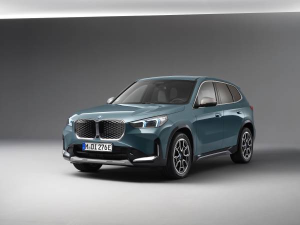 Specifications of the BMW iX1 xDrive30, valid from 11/2022.