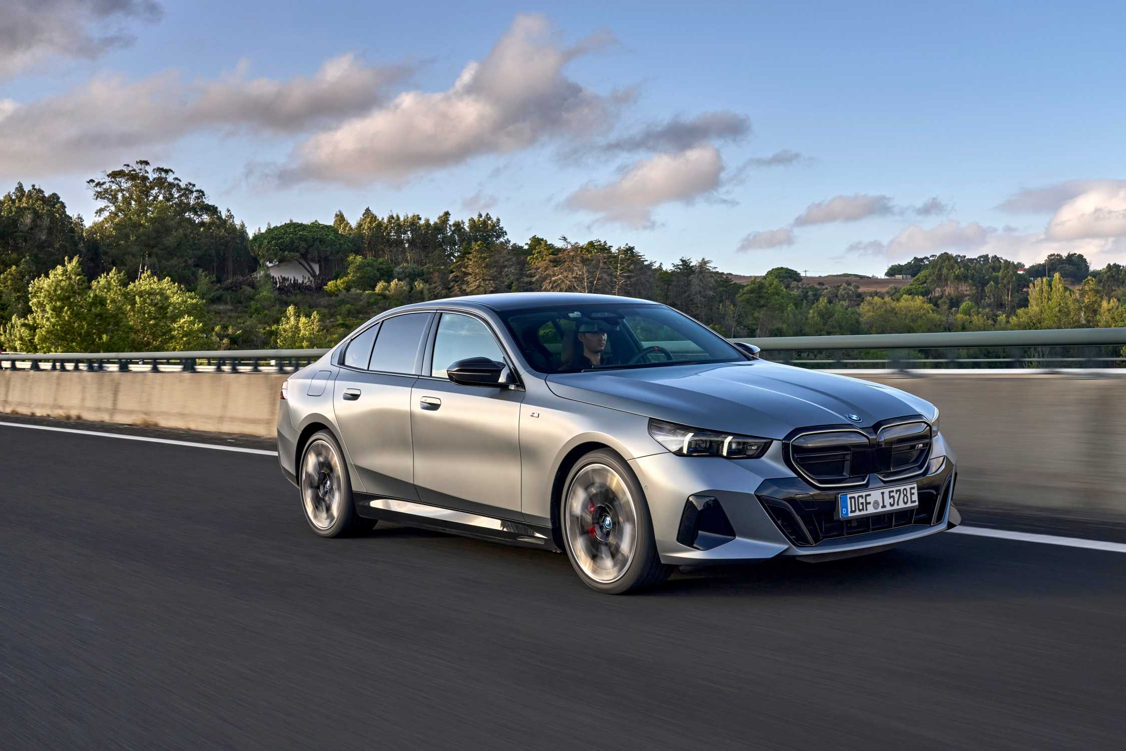 New BMW Série 3 : discover the delivery times observed
