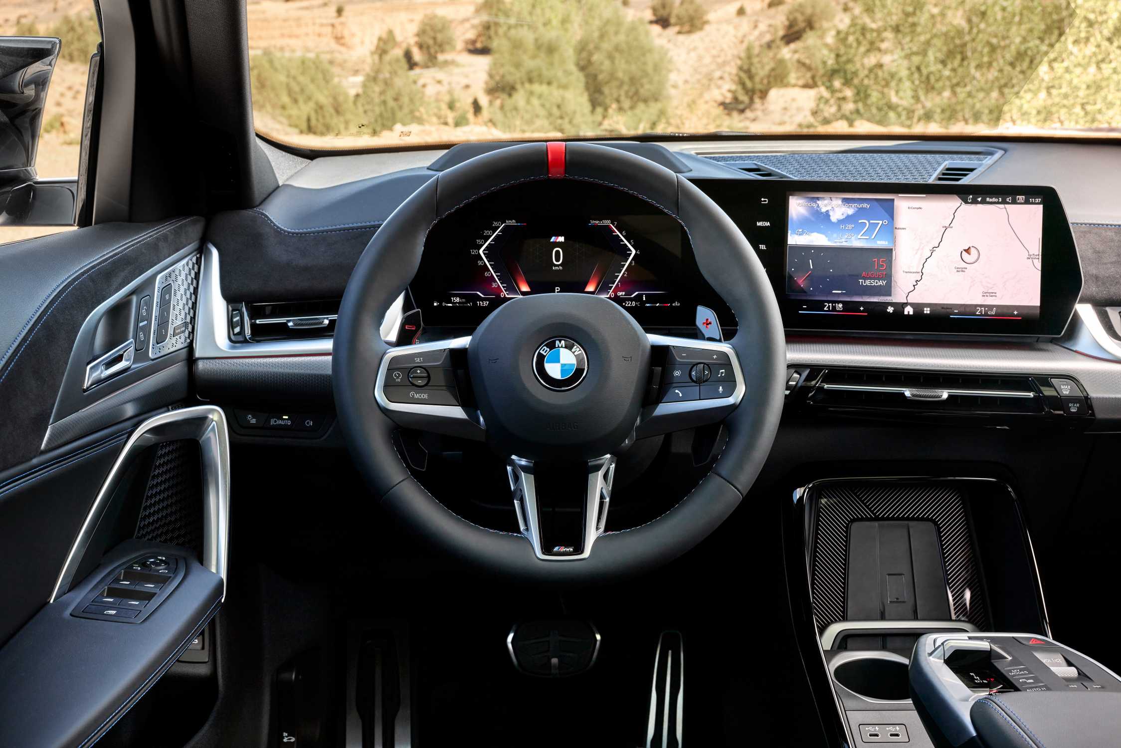 The All New BMW X2 M35i XDrive Interior 10 2023   P90525147 The All New Bmw X2 M35i Xdrive Interior10 2023 2248px 