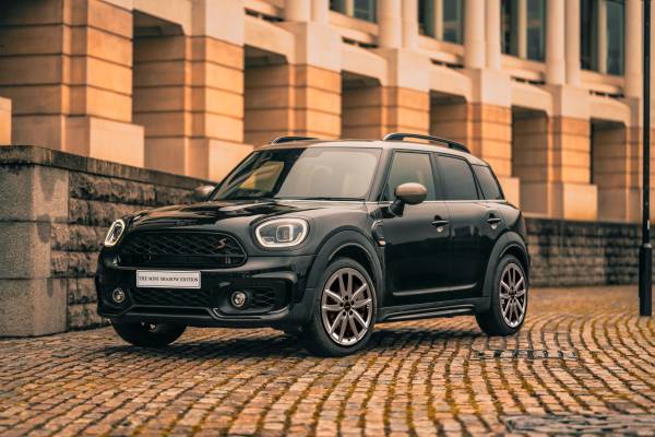 MINI Countryman Cooper S (R60) - Winding Road Footage 