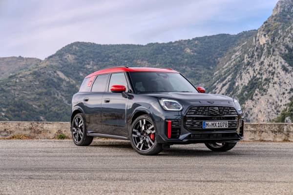 Powerful appearance and maximum performance: The new MINI John Cooper Works  Countryman.