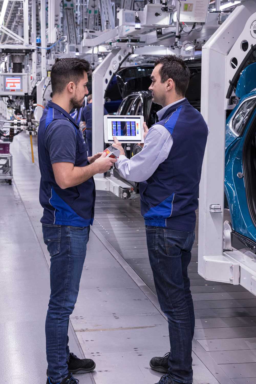 BMW Group plant Regensburg, car assembly Smart maintenance using