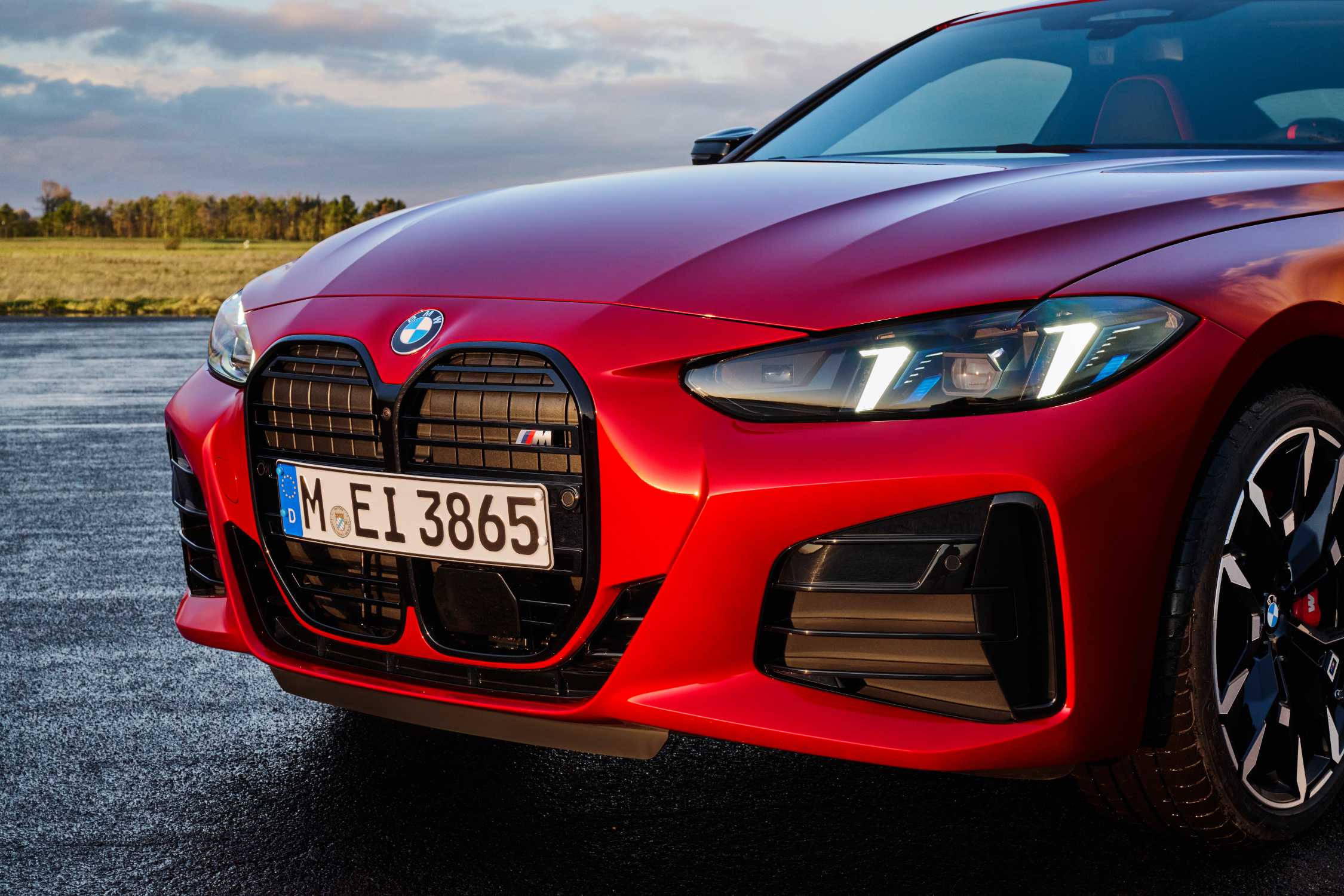 The new 2025 BMW 4 Series Coupe and Convertible