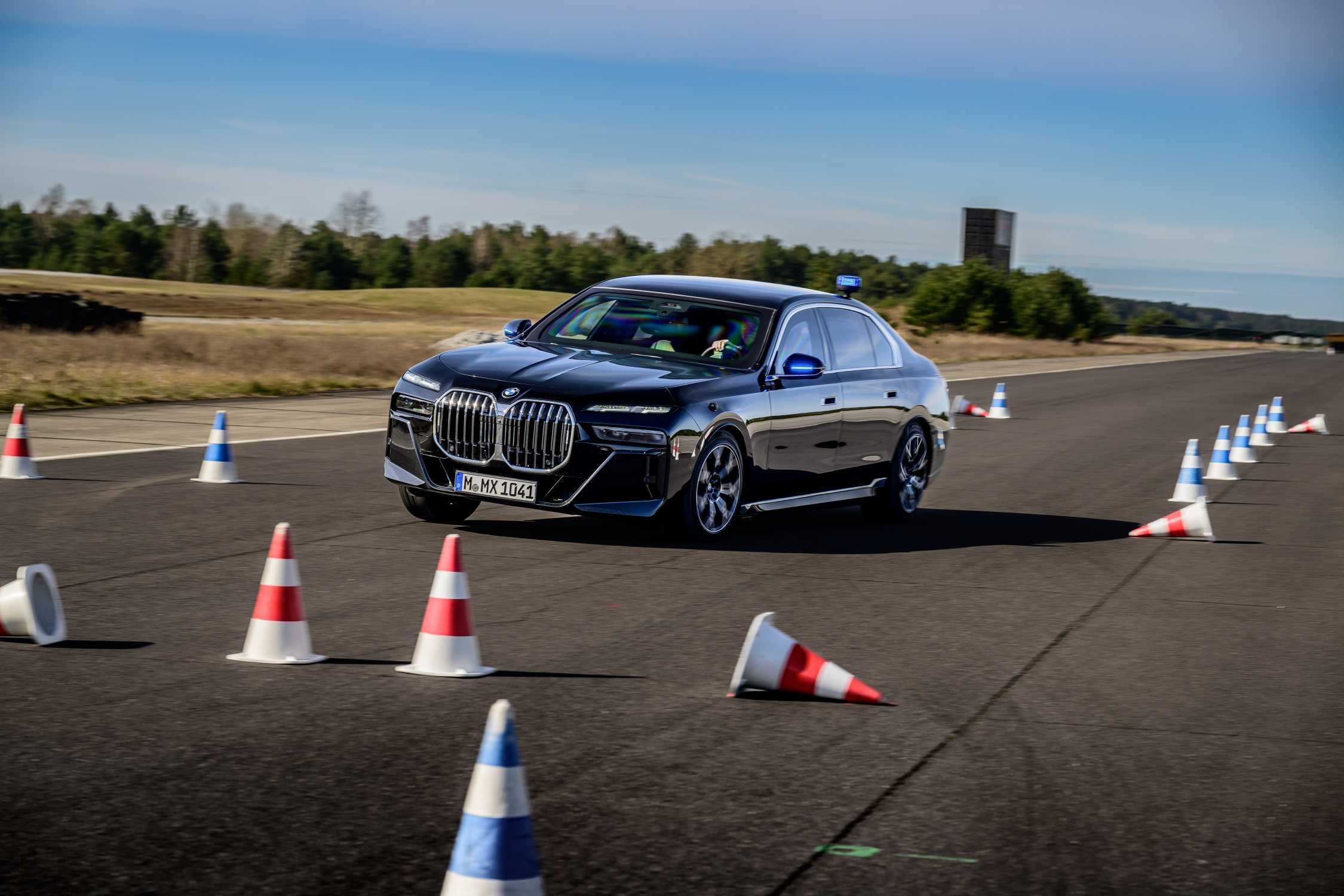 BMW Security Vehicle Trainings: Customised security from a single source.