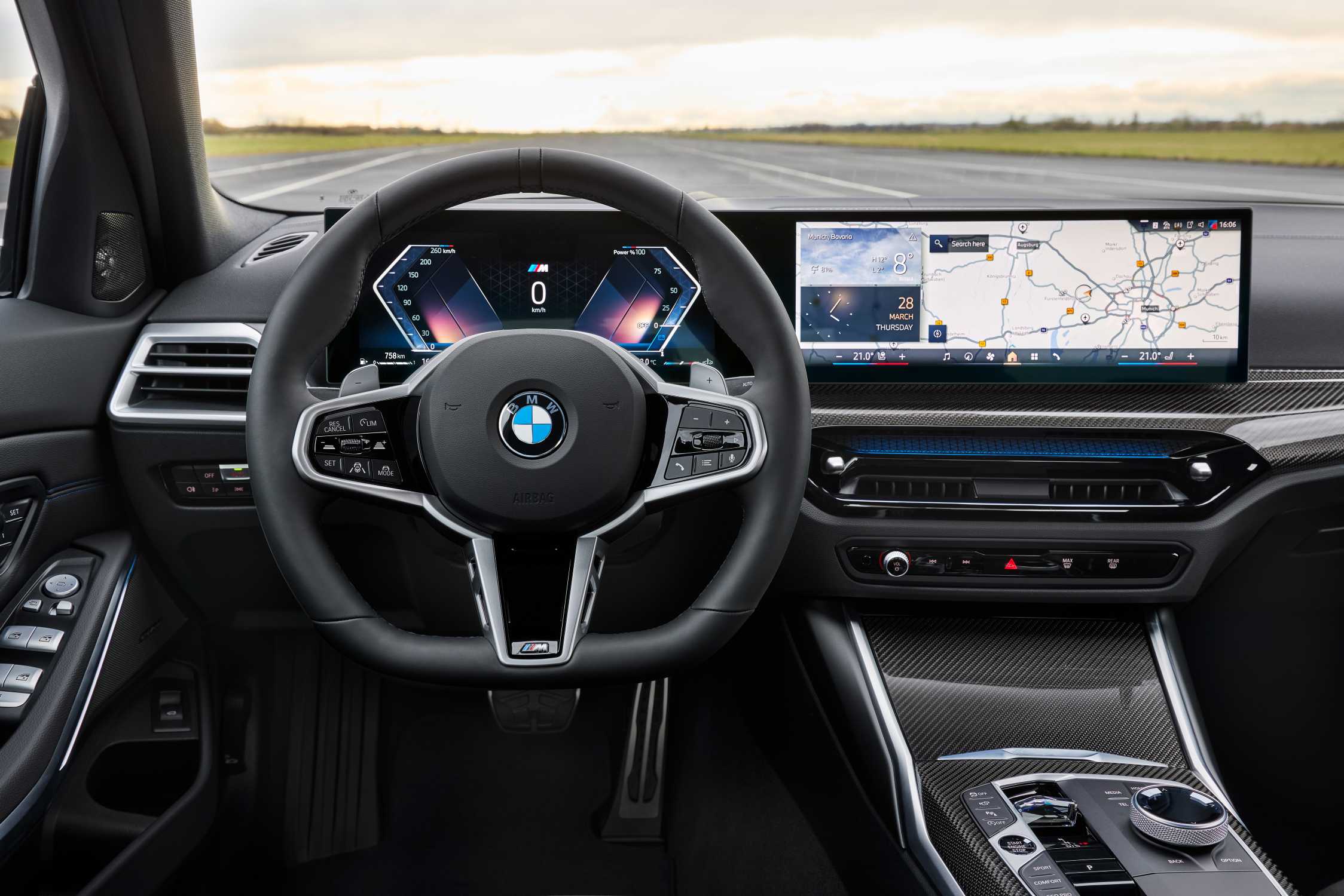 The new BMW 330i Sedan – Exterior & Interior (05/2024)