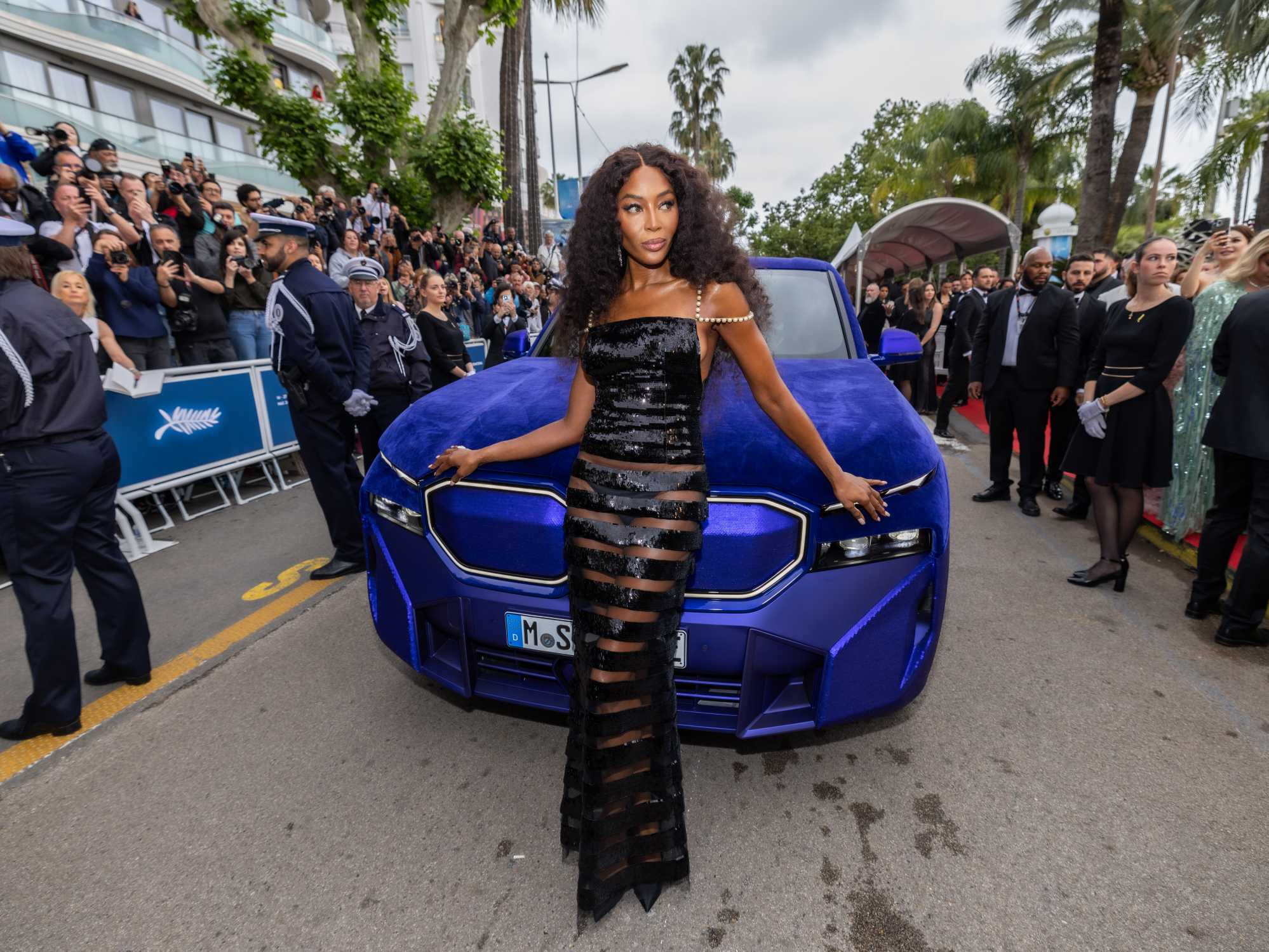 World premiere in Cannes: the BMW XM Mystique Allure, inspired by Naomi Campbell.