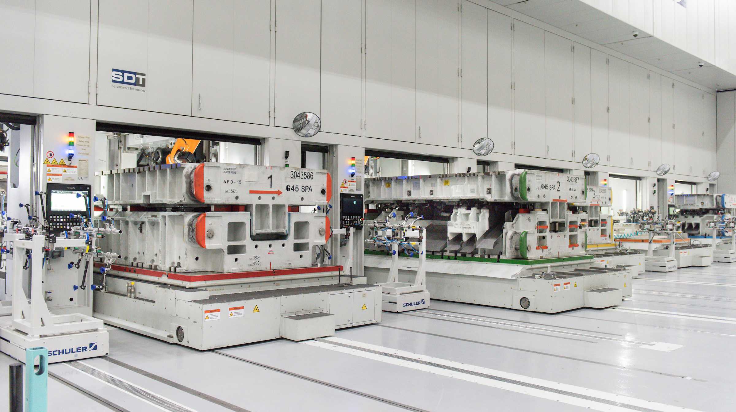 The new state-of-the-art press shop at the BMW Group Plant Spartanburg ...