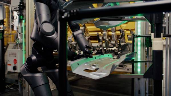 Successful test of humanoid robots at BMW Group Plant Spartanburg
