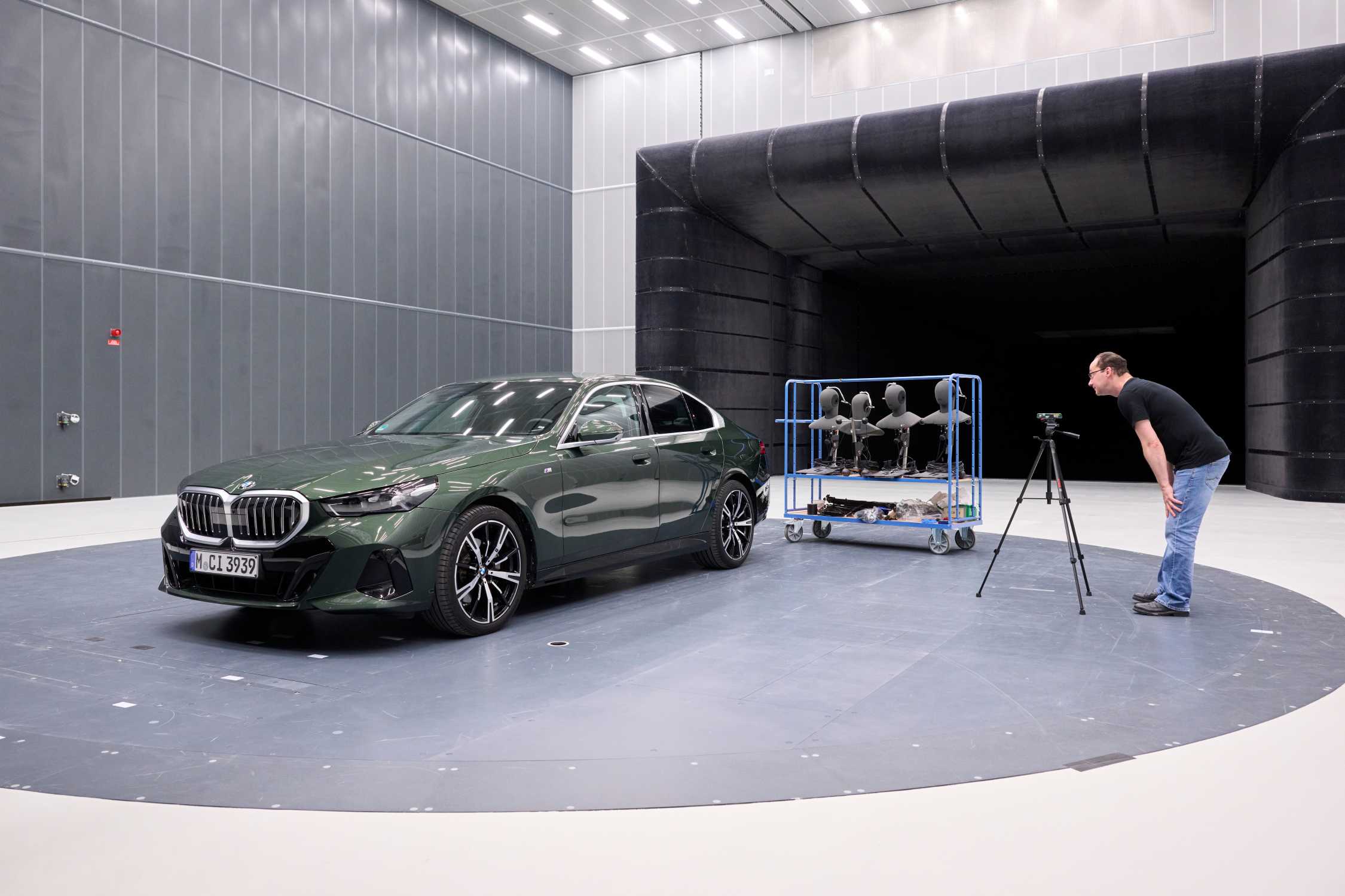 Measurements in the new Aeroacoustics Wind Tunnel of the BMW Group (11/2024)