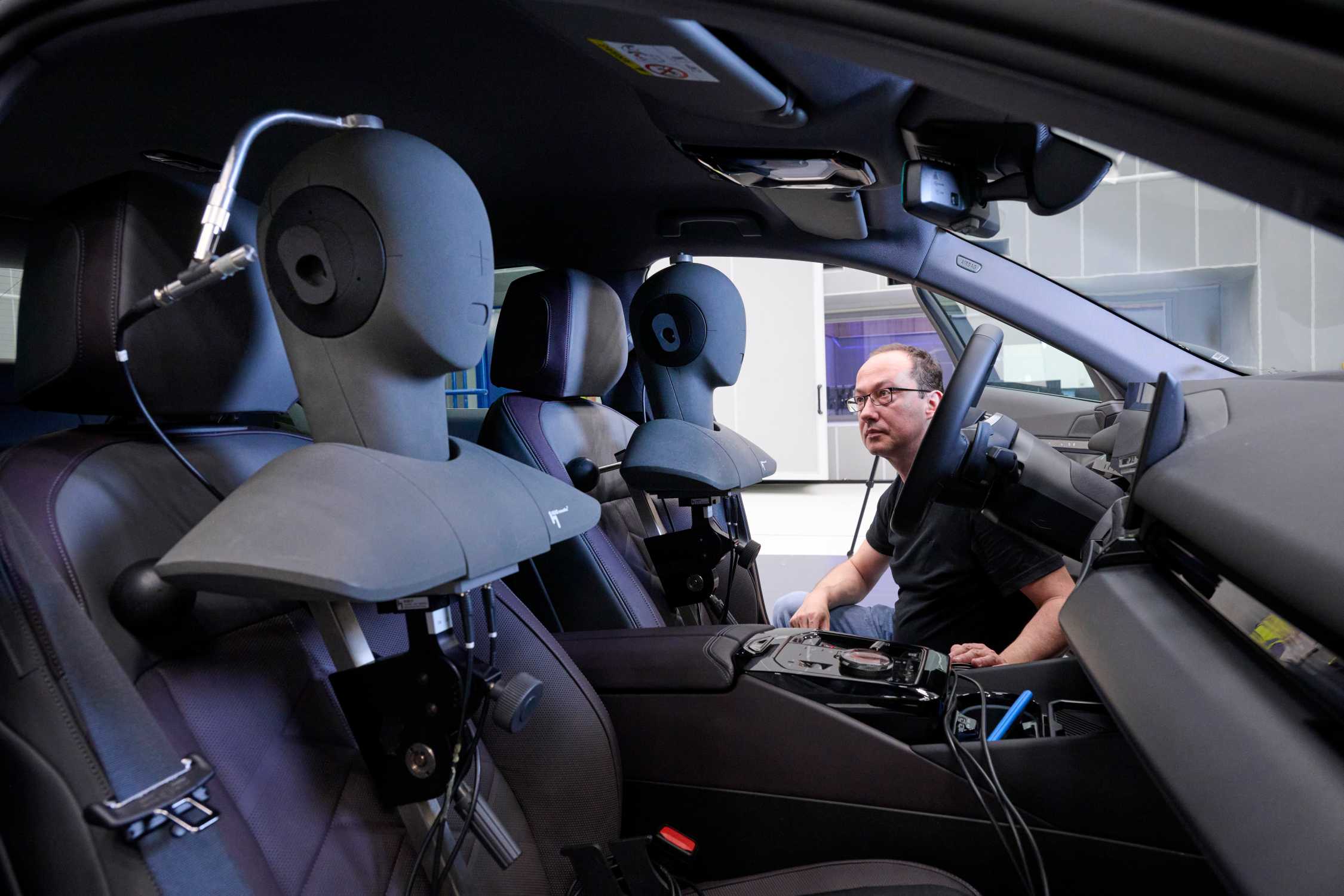 Measurements in the new Aeroacoustics Wind Tunnel of the BMW Group (11/2024)