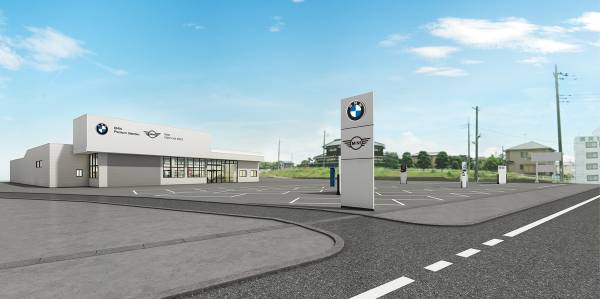 BMW Motorradが、BMWグループ創立100周年を記念して 特別限定車を導入