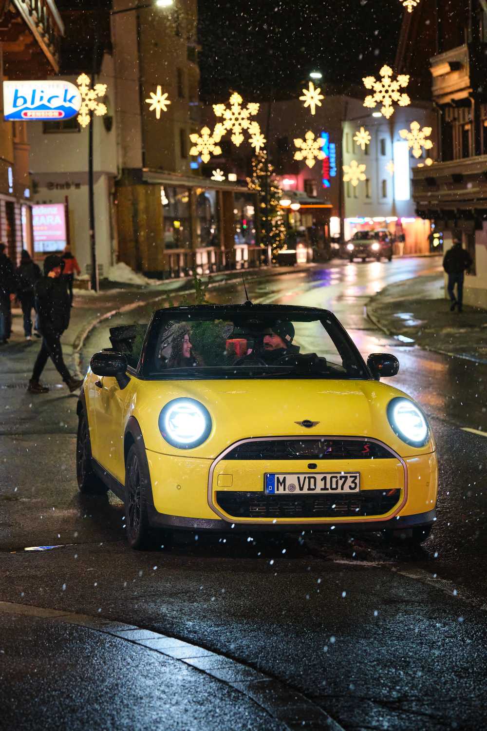 MINI Cooper Cabrio S in winter (12/2024).