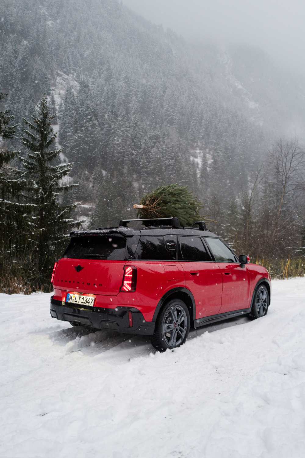 MINI Countryman S ALL4 in winter (12/2024).