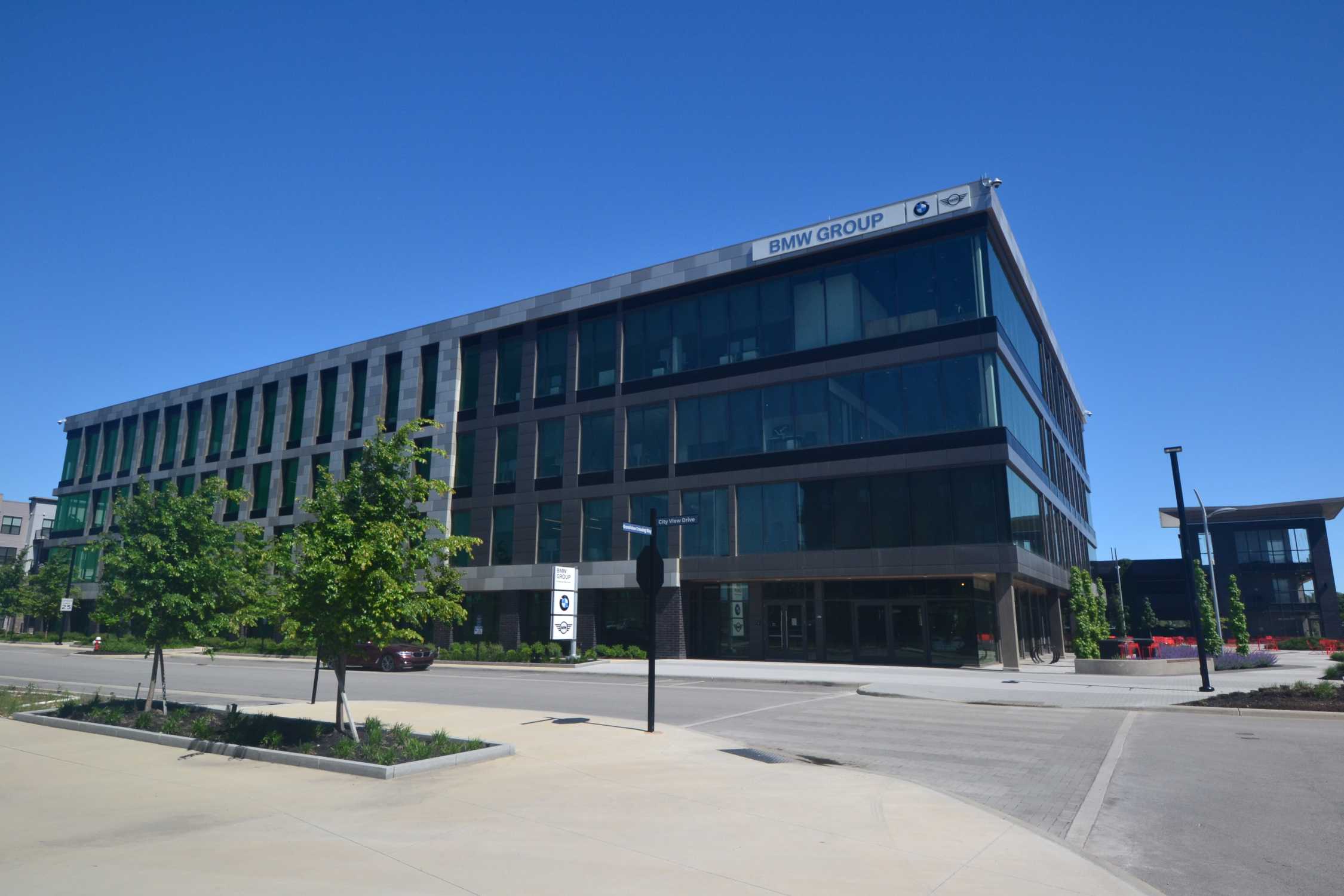 BMW NA 50th Anniversary | 50 Stories for 50 Years 
Chapter 15: "A Capital Investment: BMW Financial Services Stokes Growth"