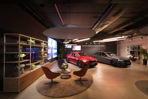 Transforming the Luxury Experience, BMW Group India expands Retail.NEXT in  Delhi NCR.