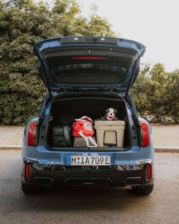 限定車MINI COUNTRYMAN SLATE BLUE誕生