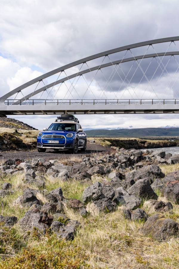 A great adventure: Electric road trip to Iceland with the MINI